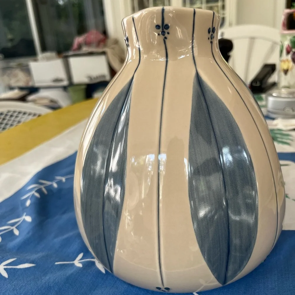 Vintage Tender Heart Treasure Pitcher - Picture 2 of 8